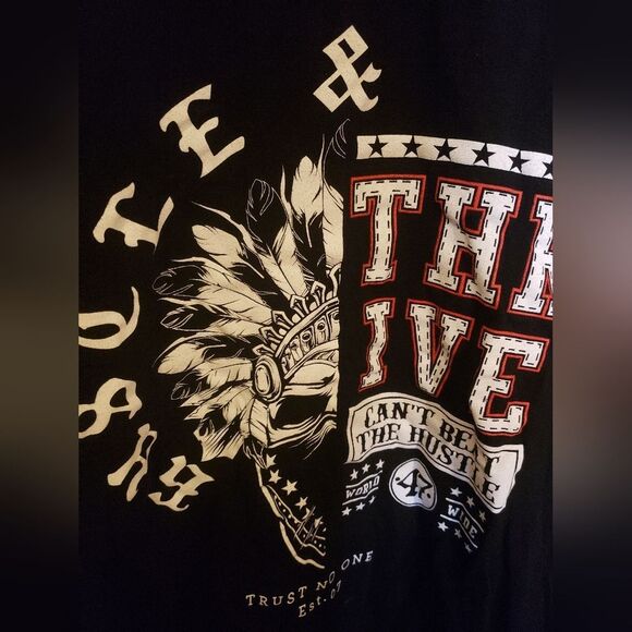 Mens Hustle & Thrive Tee - Picture 2 of 4